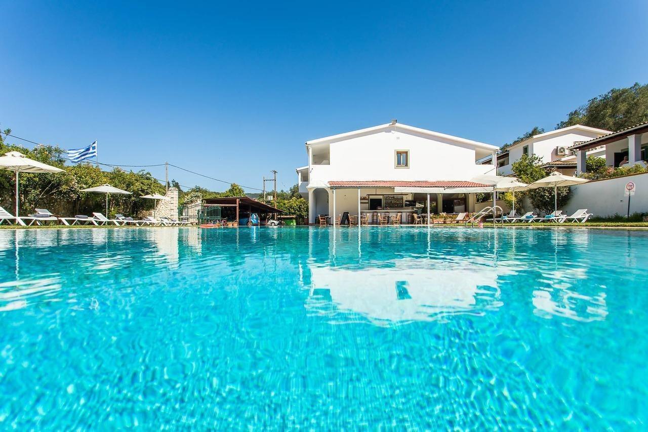 Paradise Inn Liapades Corfu מראה חיצוני תמונה