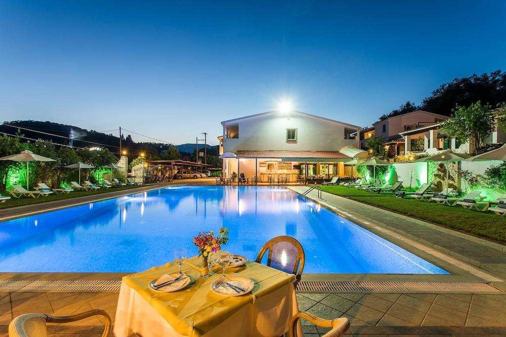 Paradise Inn Liapades Corfu מראה חיצוני תמונה